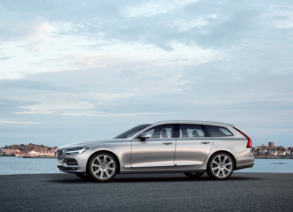 2017 - VOLVO V90, foto 2
