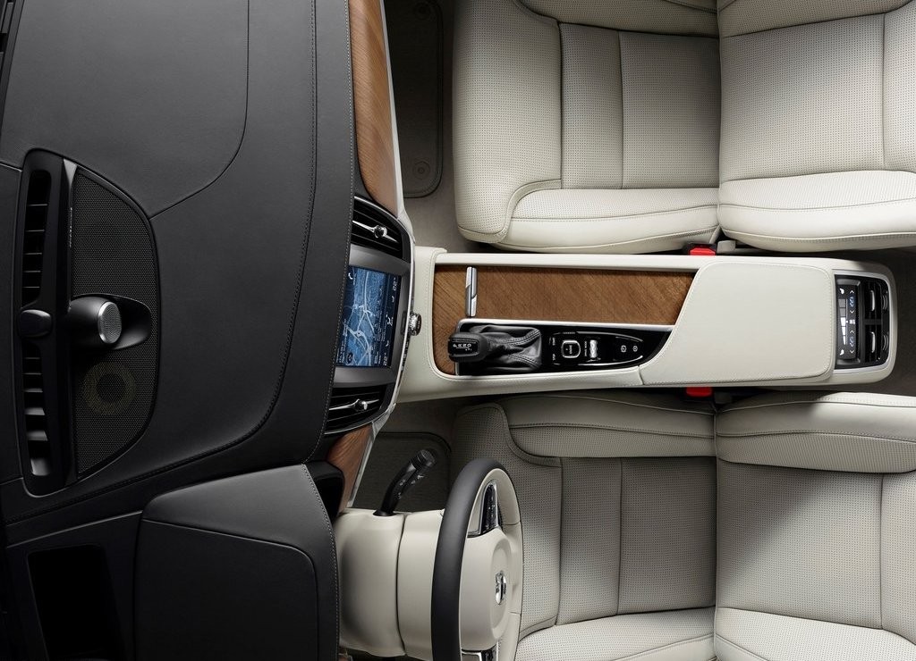 2017 - VOLVO S90, foto 45