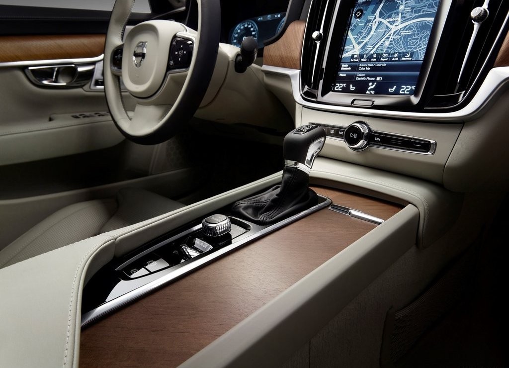 2017 - VOLVO S90, foto 48