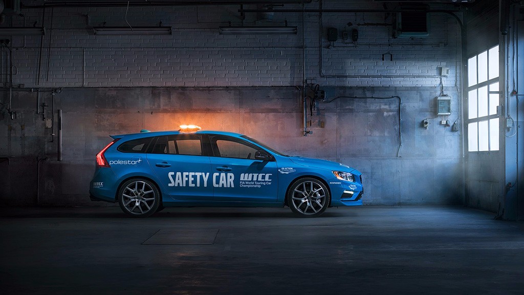 2016 - VOLVO V60 POLESTAR WTCC SAFETY CAR, foto 3