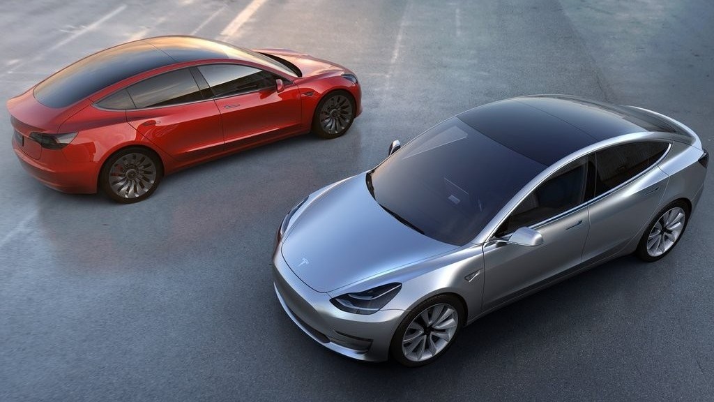TESLA MODEL 3, foto 2