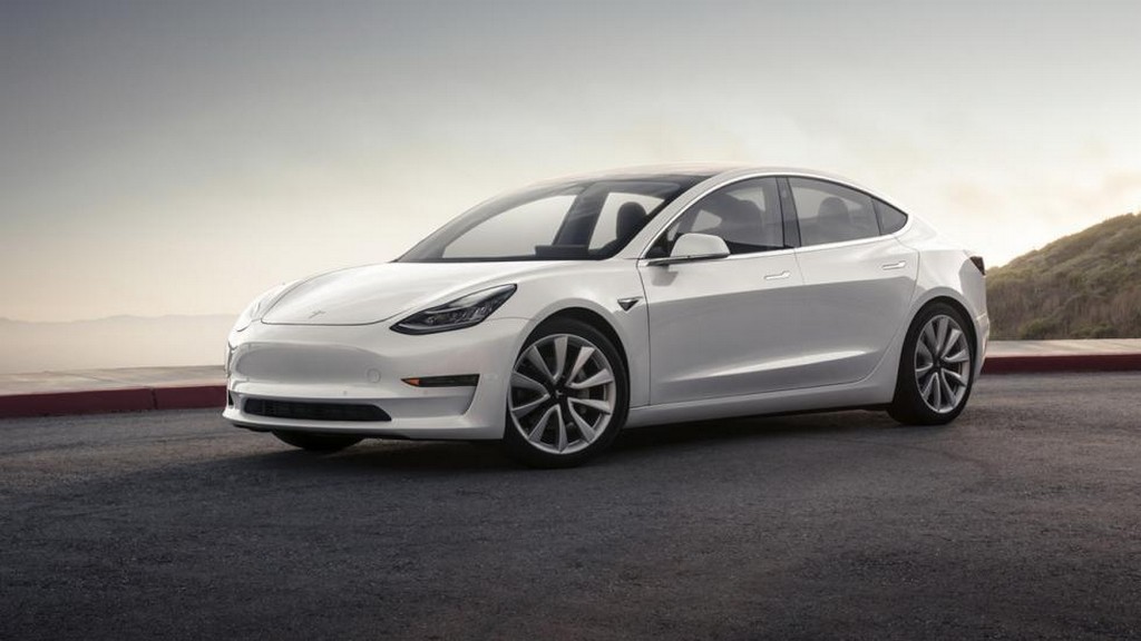 TESLA MODEL 3, foto 7