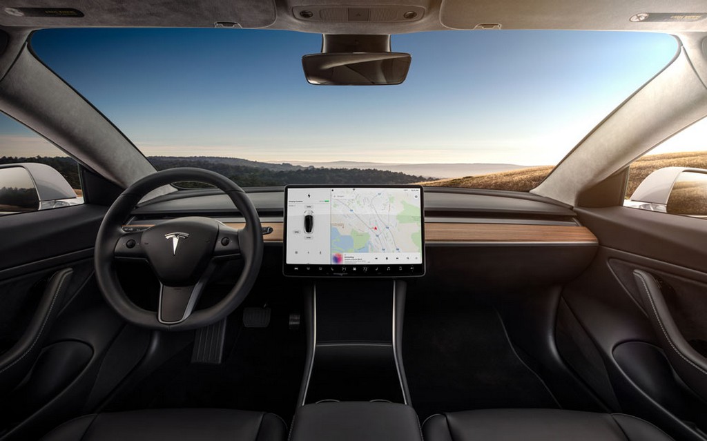 TESLA MODEL 3, foto 13