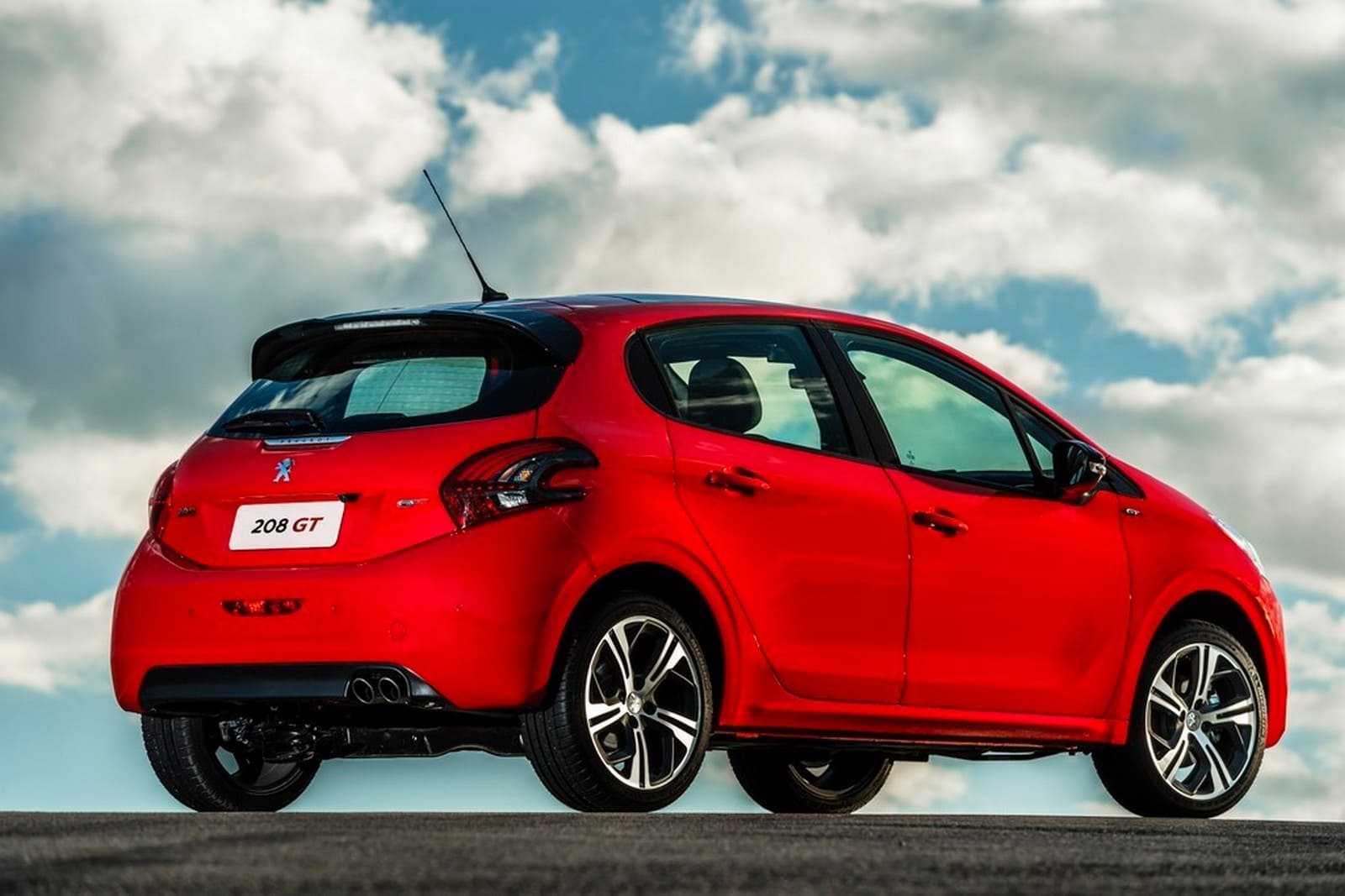 PEUGEOT 208, foto 2