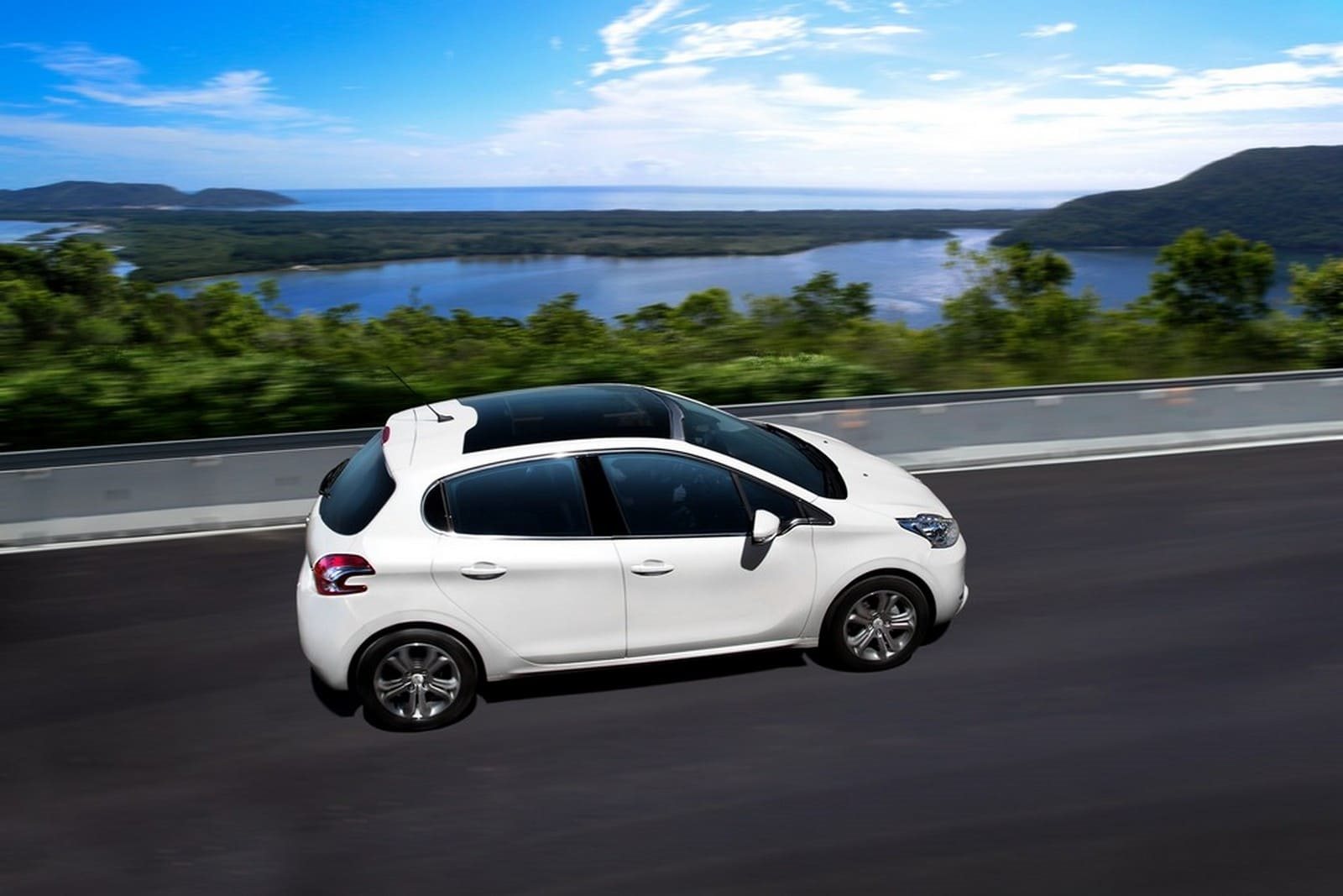 PEUGEOT 208, foto 60
