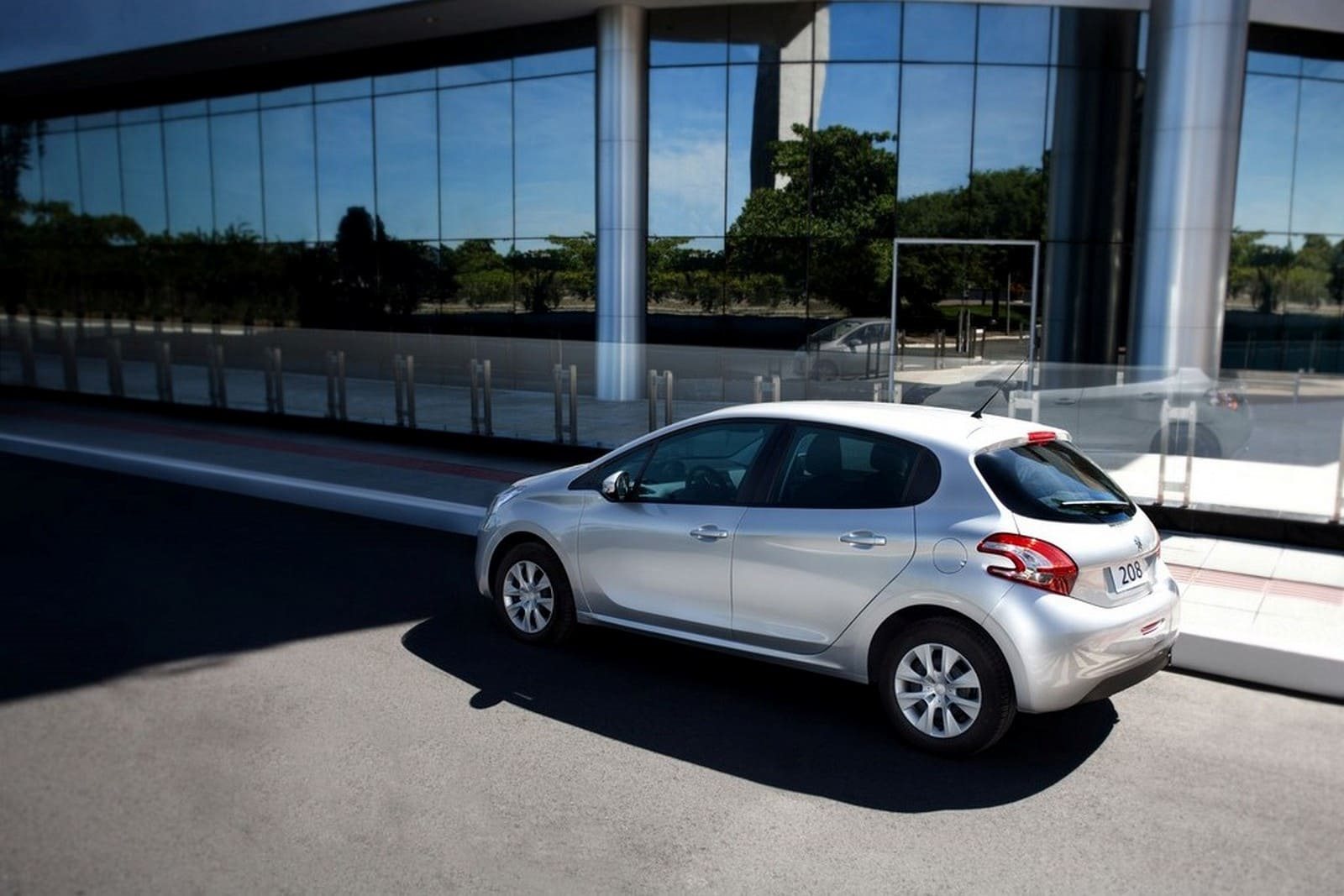 PEUGEOT 208, foto 64