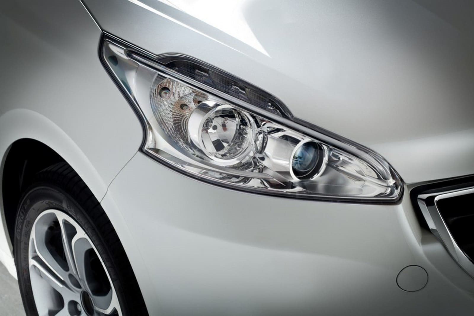 PEUGEOT 208, foto 83