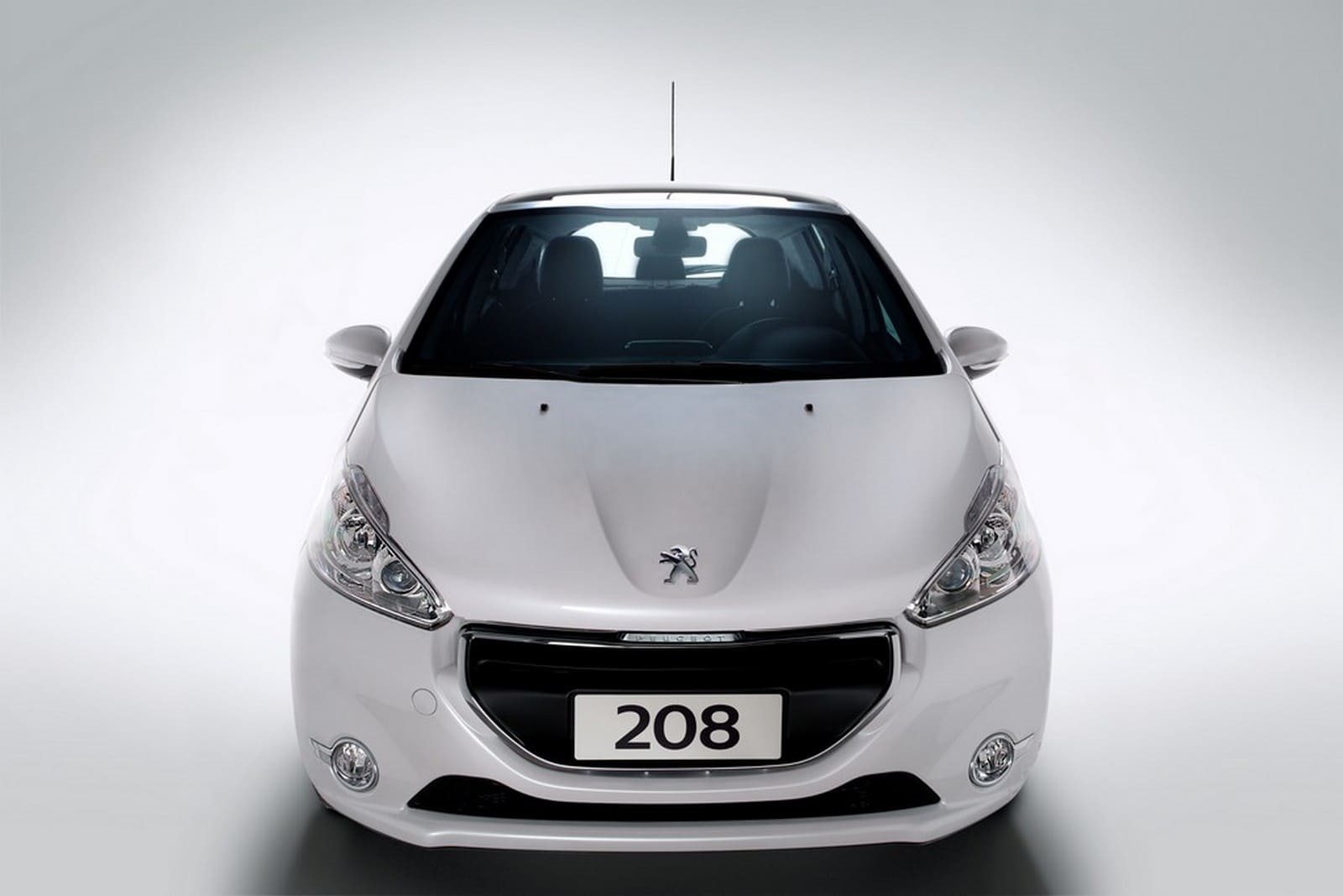 PEUGEOT 208, foto 95