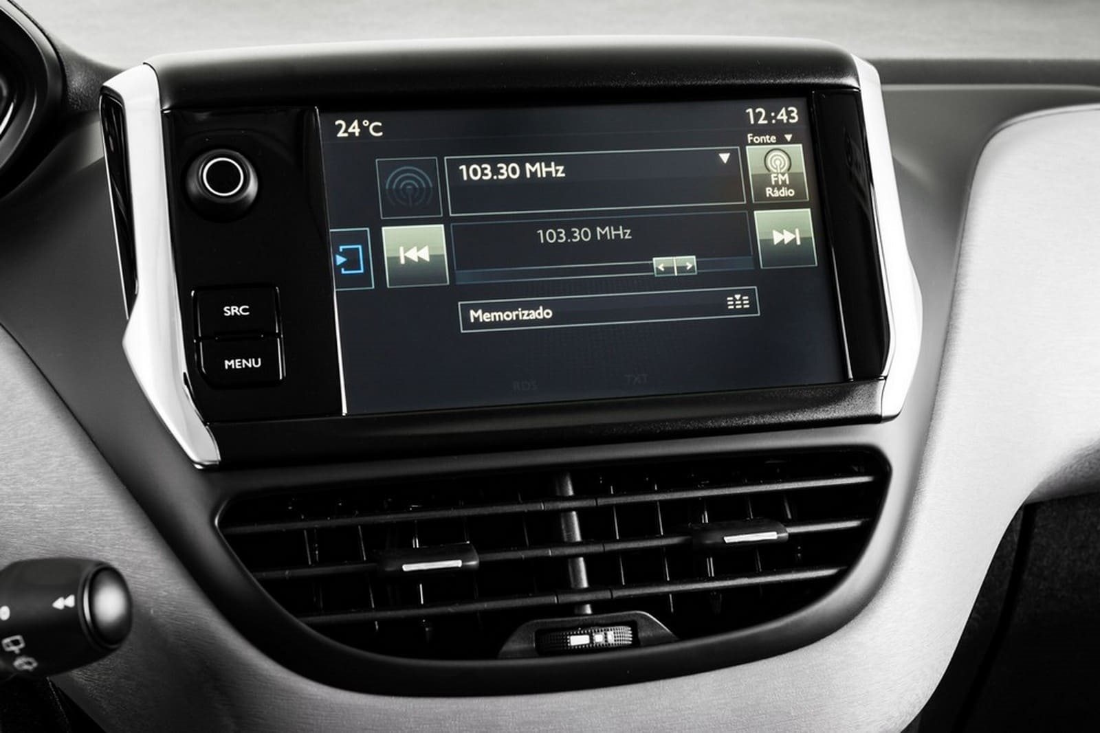 PEUGEOT 208, foto 106