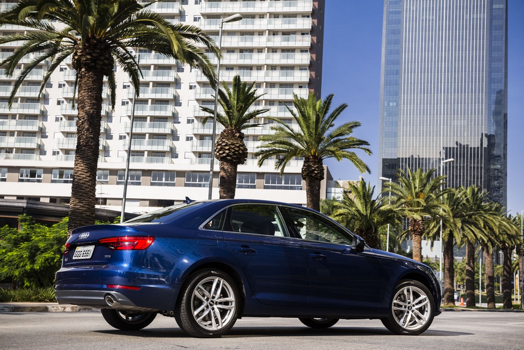 2016 - AUDI A4 SEDAN LAUNCH EDITION, foto 12