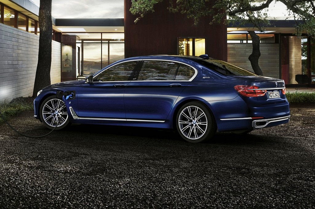 2016 - BMW 7 SERIES INDIVIDUAL 'THE NEXT 100 YEARS' LIMITED EDITION, foto 18