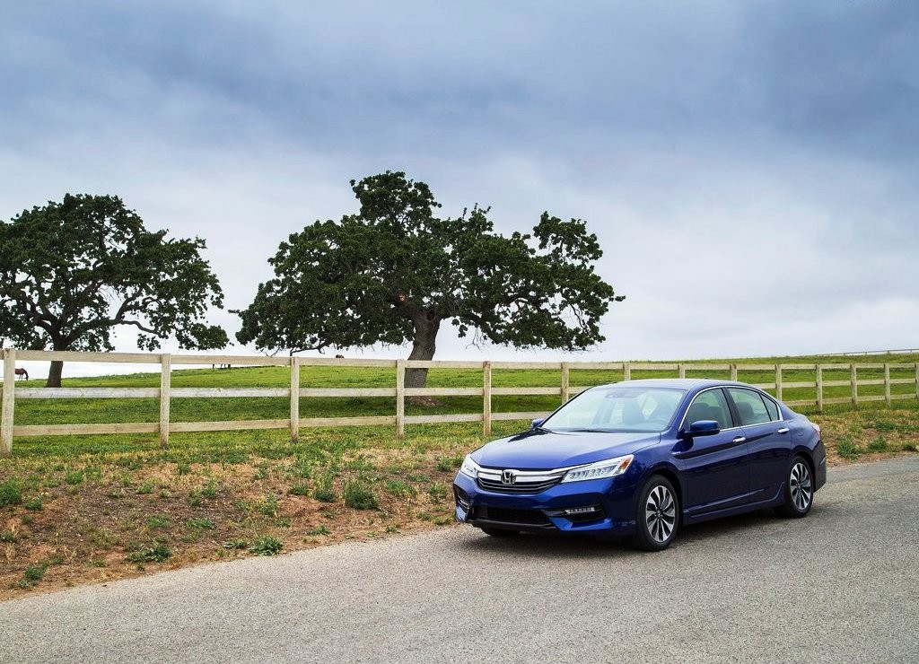 HONDA ACCORD HYBRID, foto 16