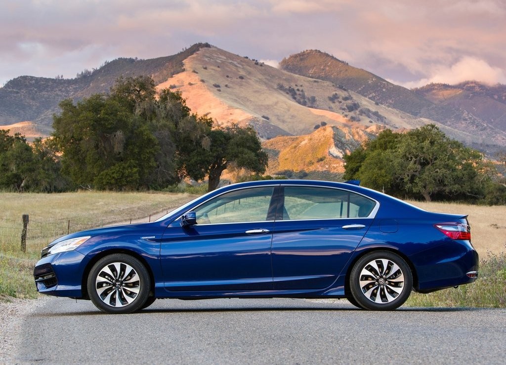 HONDA ACCORD HYBRID, foto 27