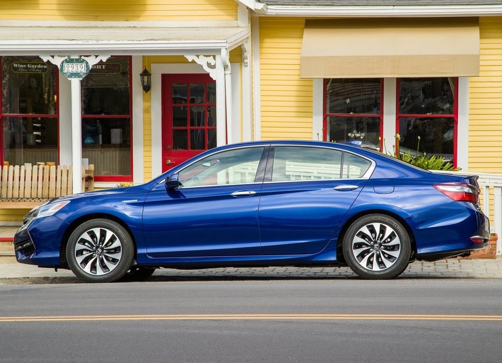 HONDA ACCORD HYBRID, foto 28