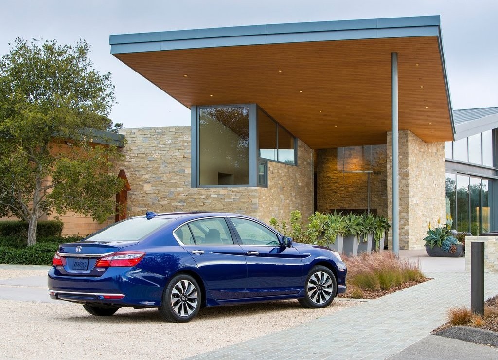 HONDA ACCORD HYBRID, foto 32
