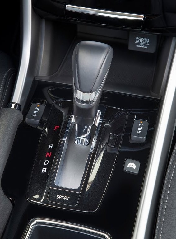 HONDA ACCORD HYBRID, foto 77