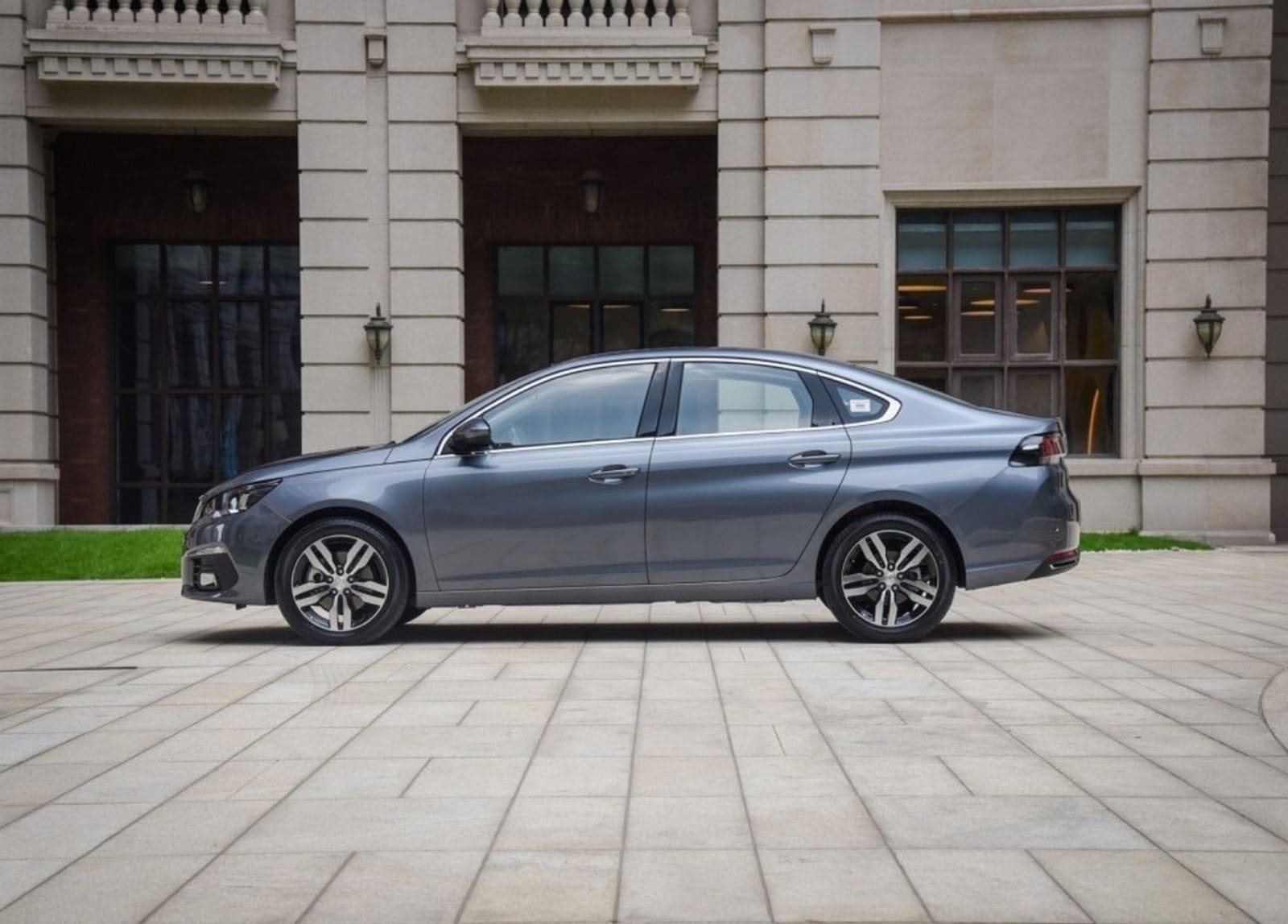 2017 - PEUGEOT 308 SEDAN, foto 9
