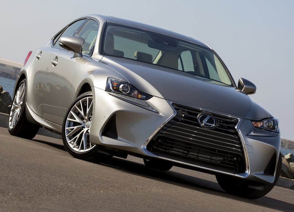 2017 - LEXUS IS, foto 1