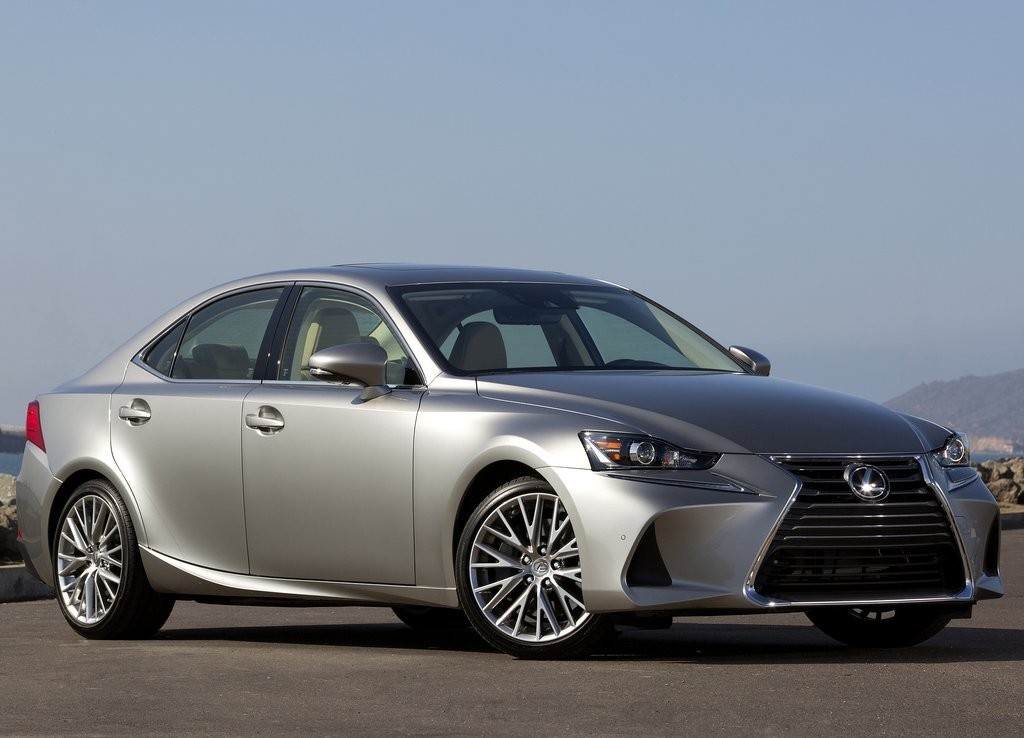 2017 - LEXUS IS, foto 2