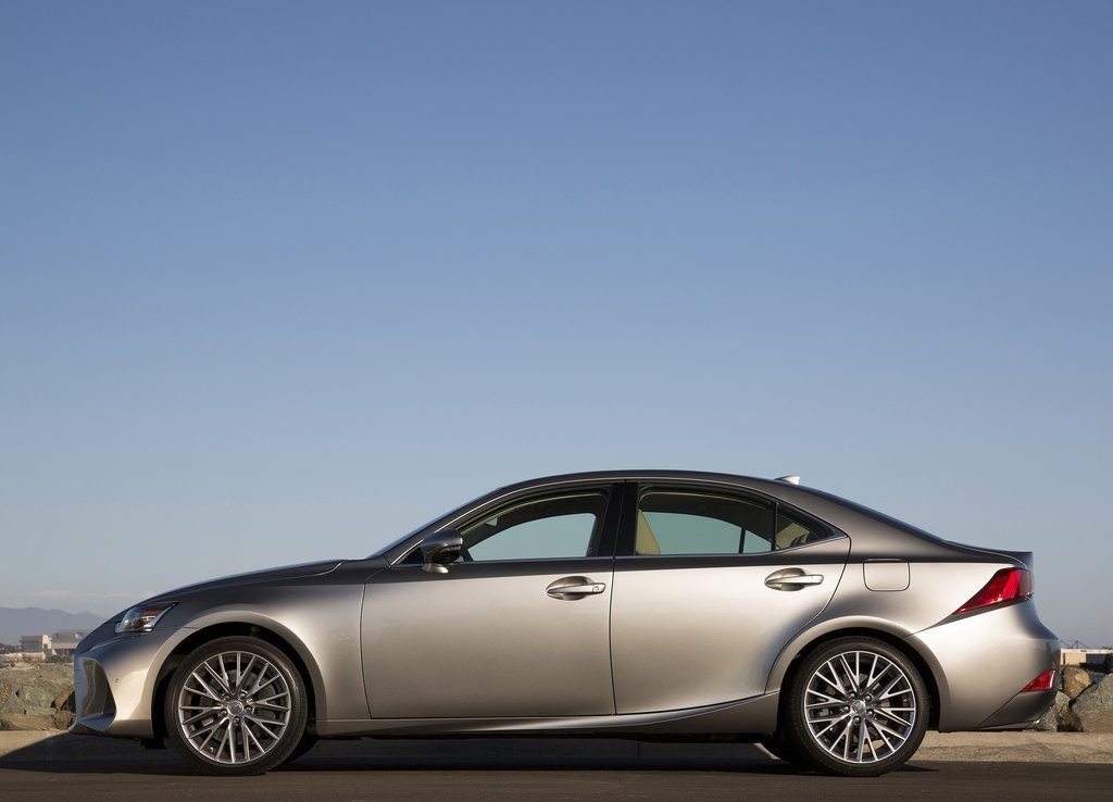 2017 - LEXUS IS, foto 13