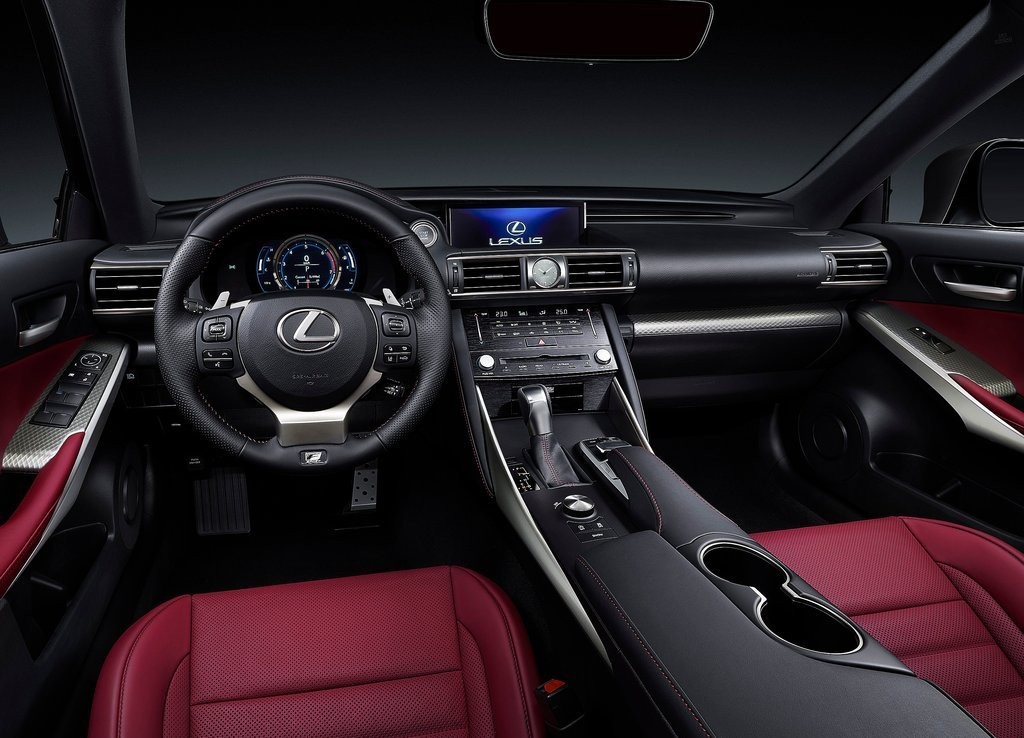 2017 - LEXUS IS, foto 38