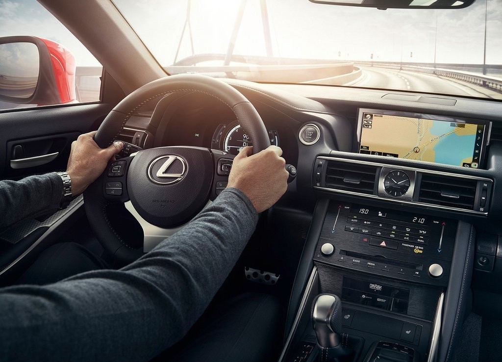 2017 - LEXUS IS, foto 41