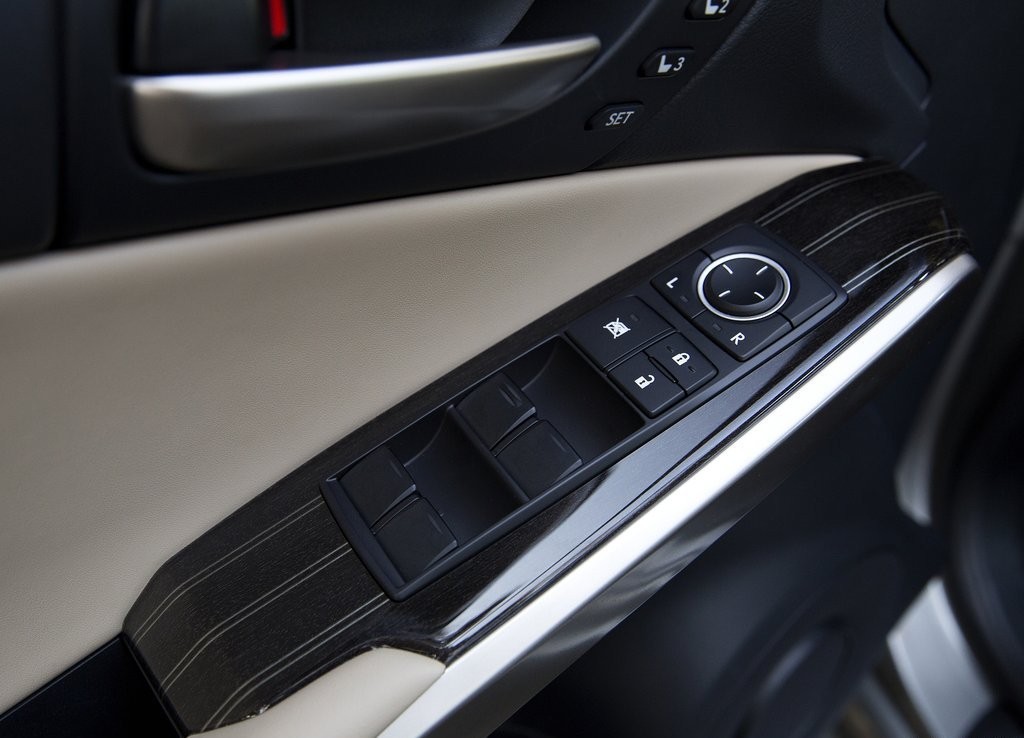 2017 - LEXUS IS, foto 52