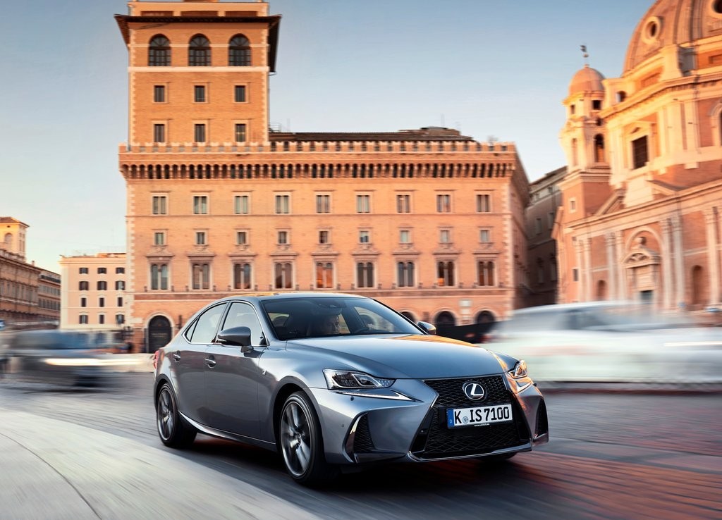 2017 - LEXUS IS, foto 71