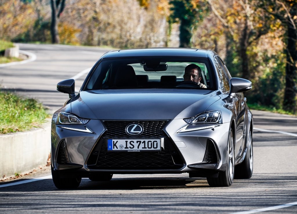 2017 - LEXUS IS, foto 73