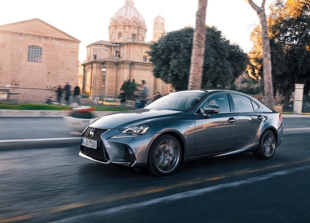 2017 - LEXUS IS, foto 75