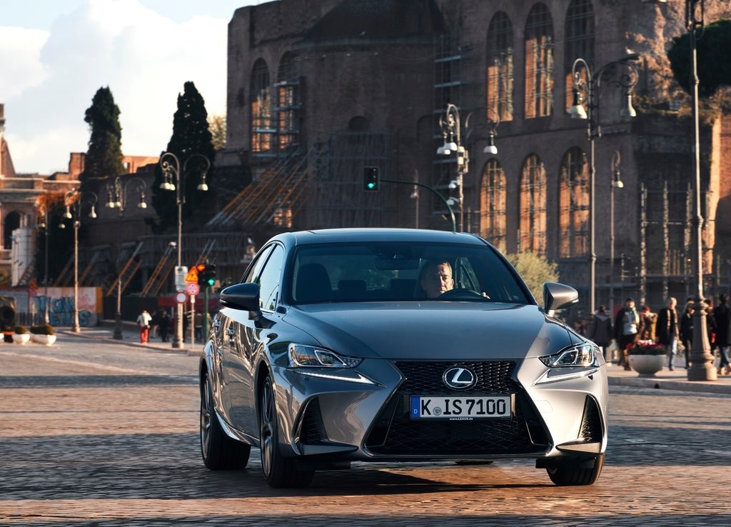 2017 - LEXUS IS, foto 77