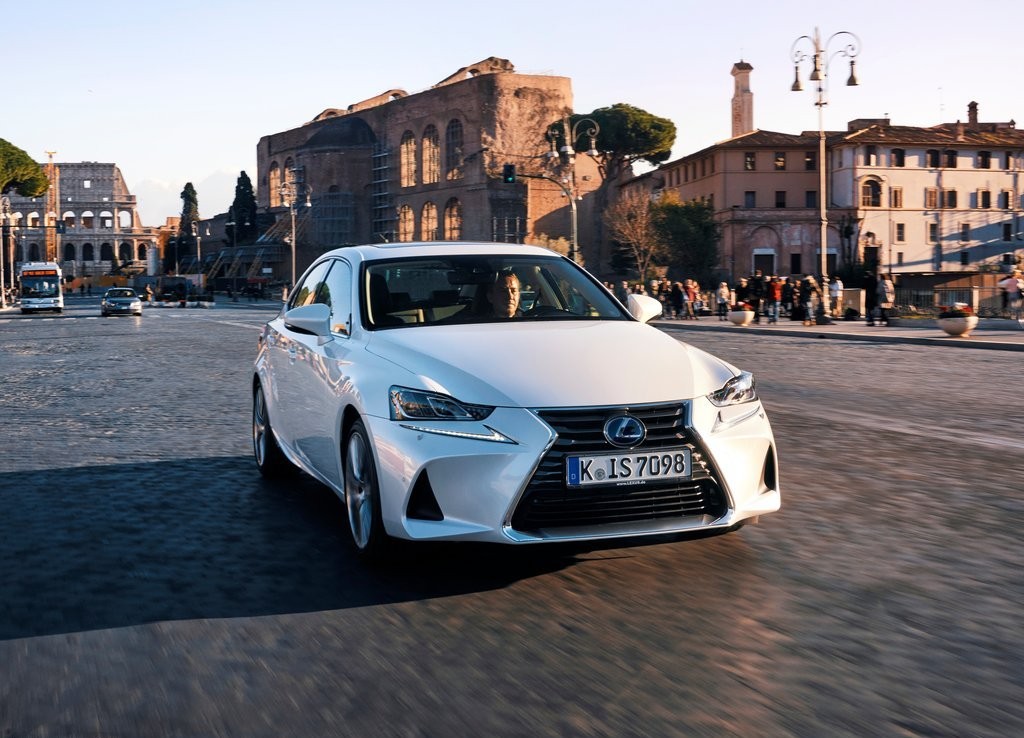 2017 - LEXUS IS, foto 83