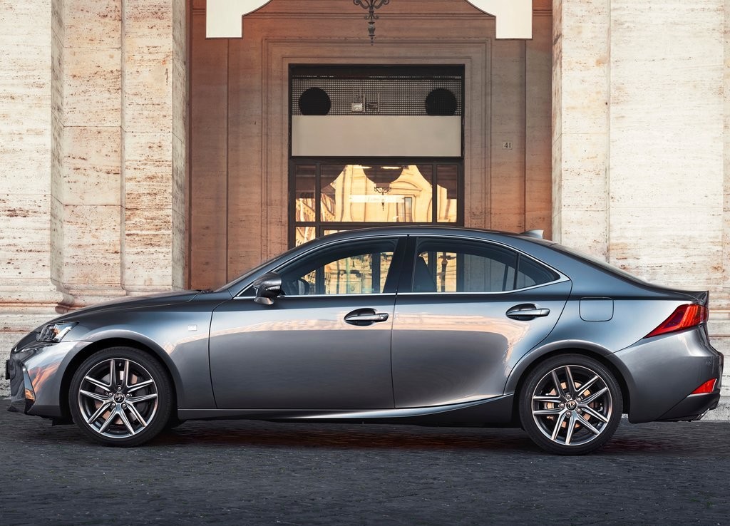 2017 - LEXUS IS, foto 97