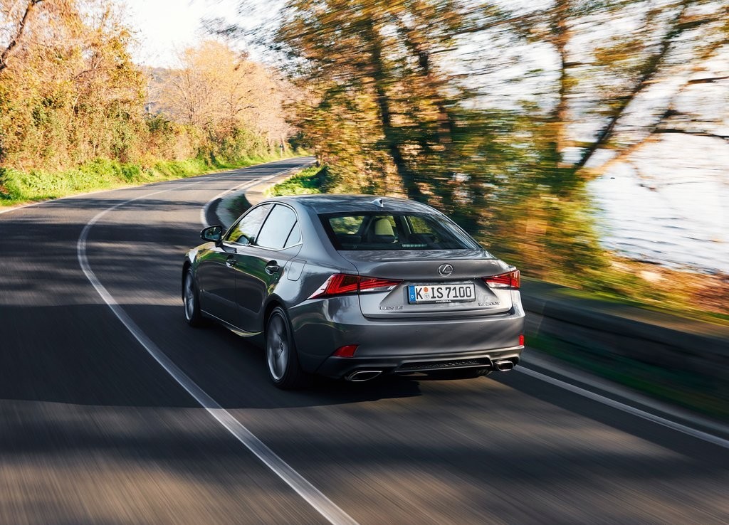 2017 - LEXUS IS, foto 111