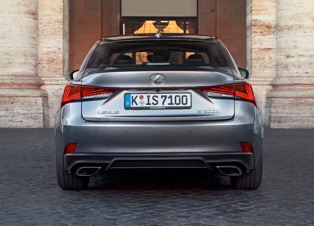 2017 - LEXUS IS, foto 124