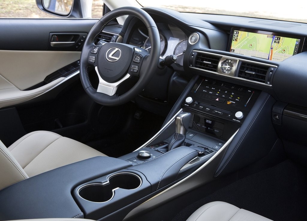 2017 - LEXUS IS, foto 129
