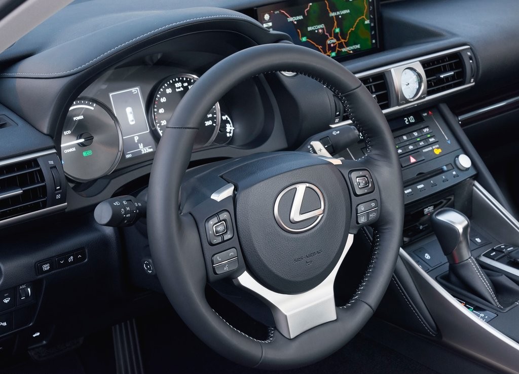 2017 - LEXUS IS, foto 130