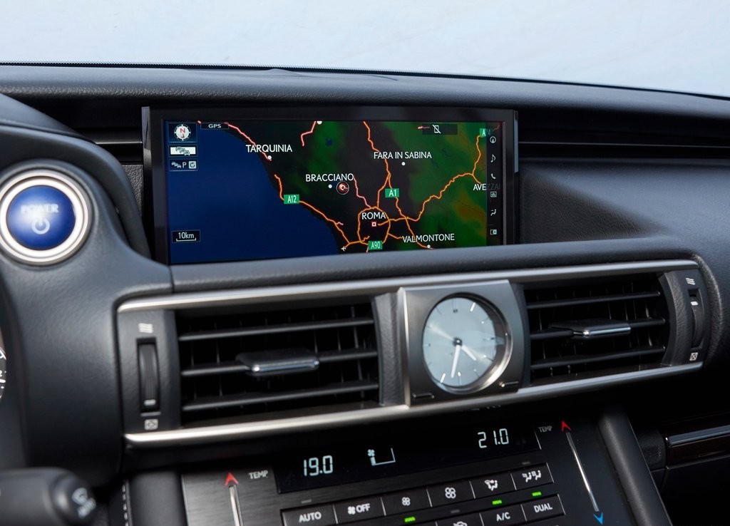 2017 - LEXUS IS, foto 135
