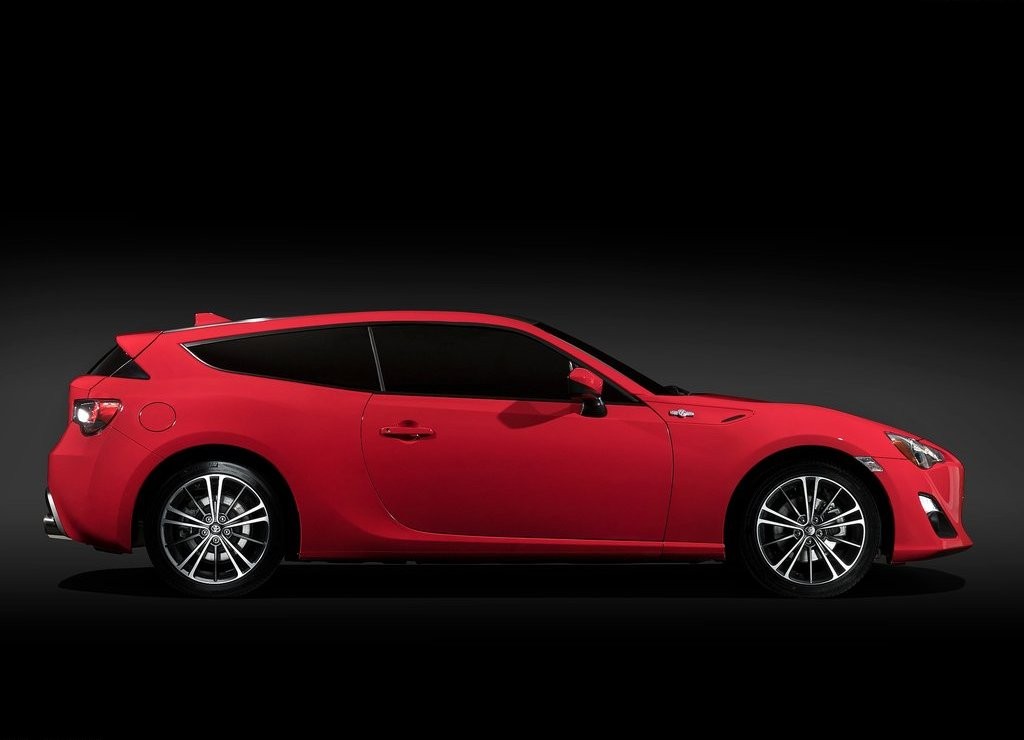 2016 - TOYOTA GT86 SHOOTING BRAKE CONCEPT, foto 7