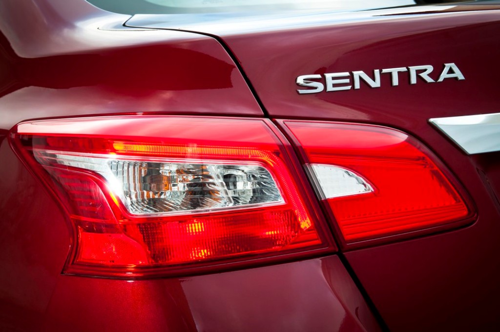 2017 - NISSAN SENTRA, foto 18