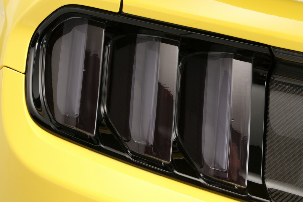 2016 - FORD MUSTANG BY CLIVE SUTTON, foto 20
