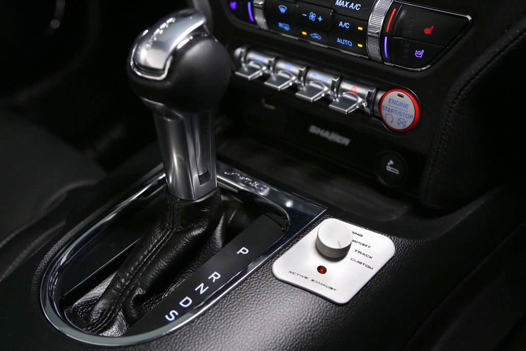 2016 - FORD MUSTANG BY CLIVE SUTTON, foto 26