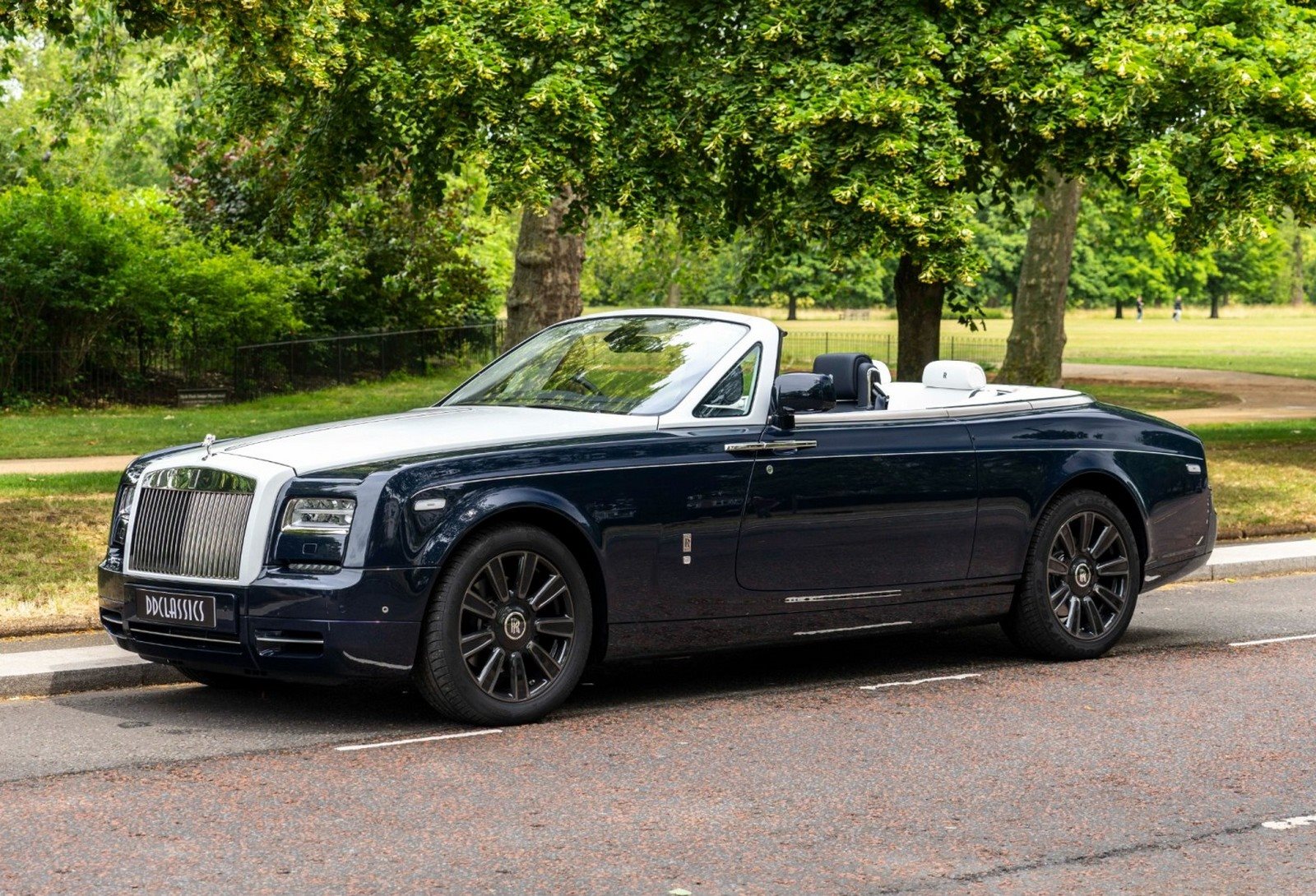 2016 - ROLLS-ROYCE PHANTOM DROPHEAD COUPE ZENITH EDITION, foto 1