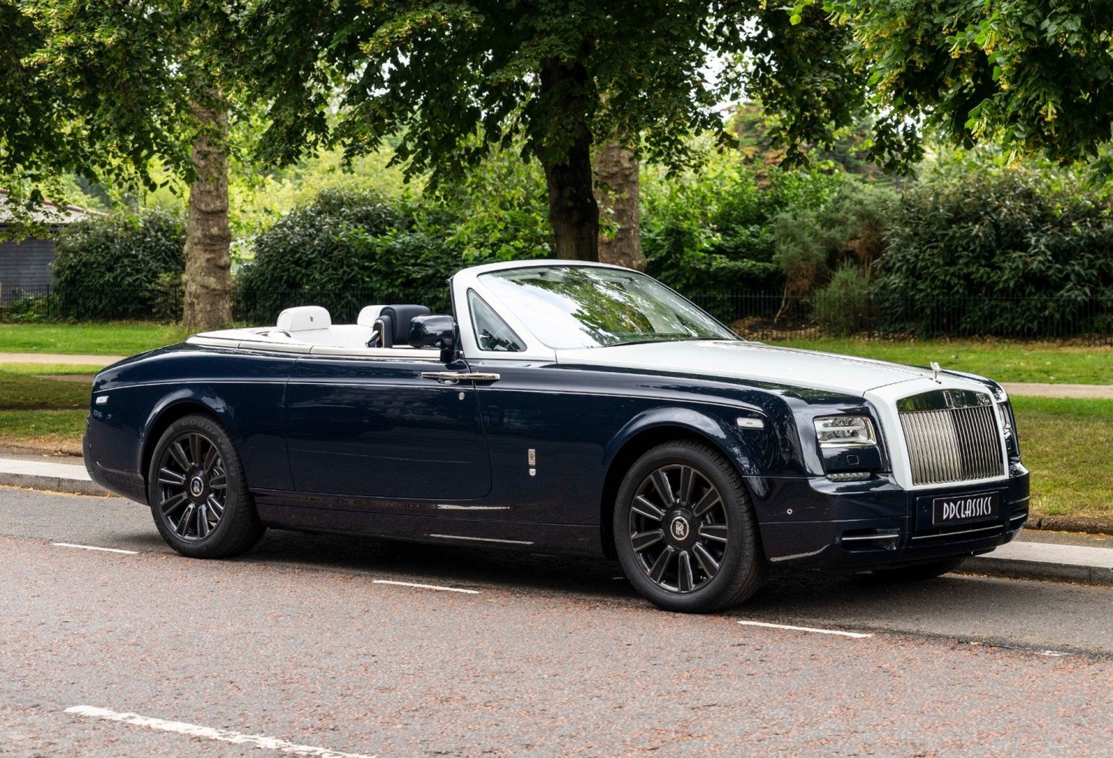 2016 - ROLLS-ROYCE PHANTOM DROPHEAD COUPE ZENITH EDITION, foto 2
