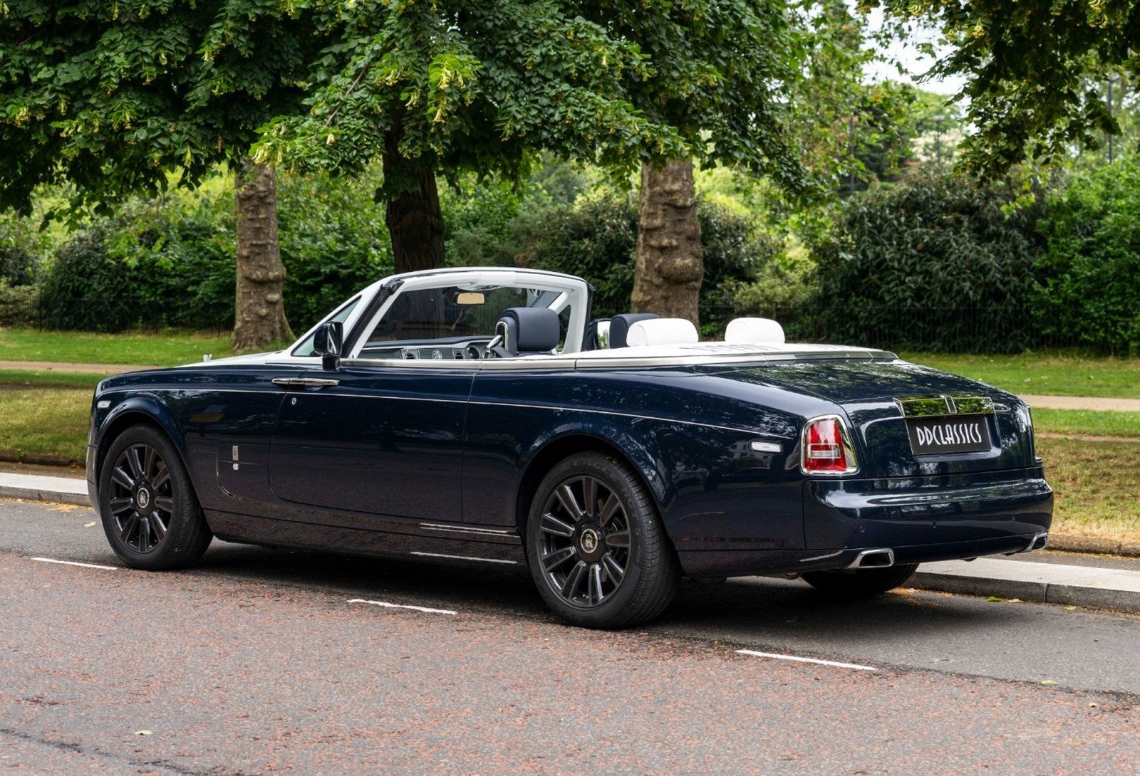 2016 - ROLLS-ROYCE PHANTOM DROPHEAD COUPE ZENITH EDITION, foto 4