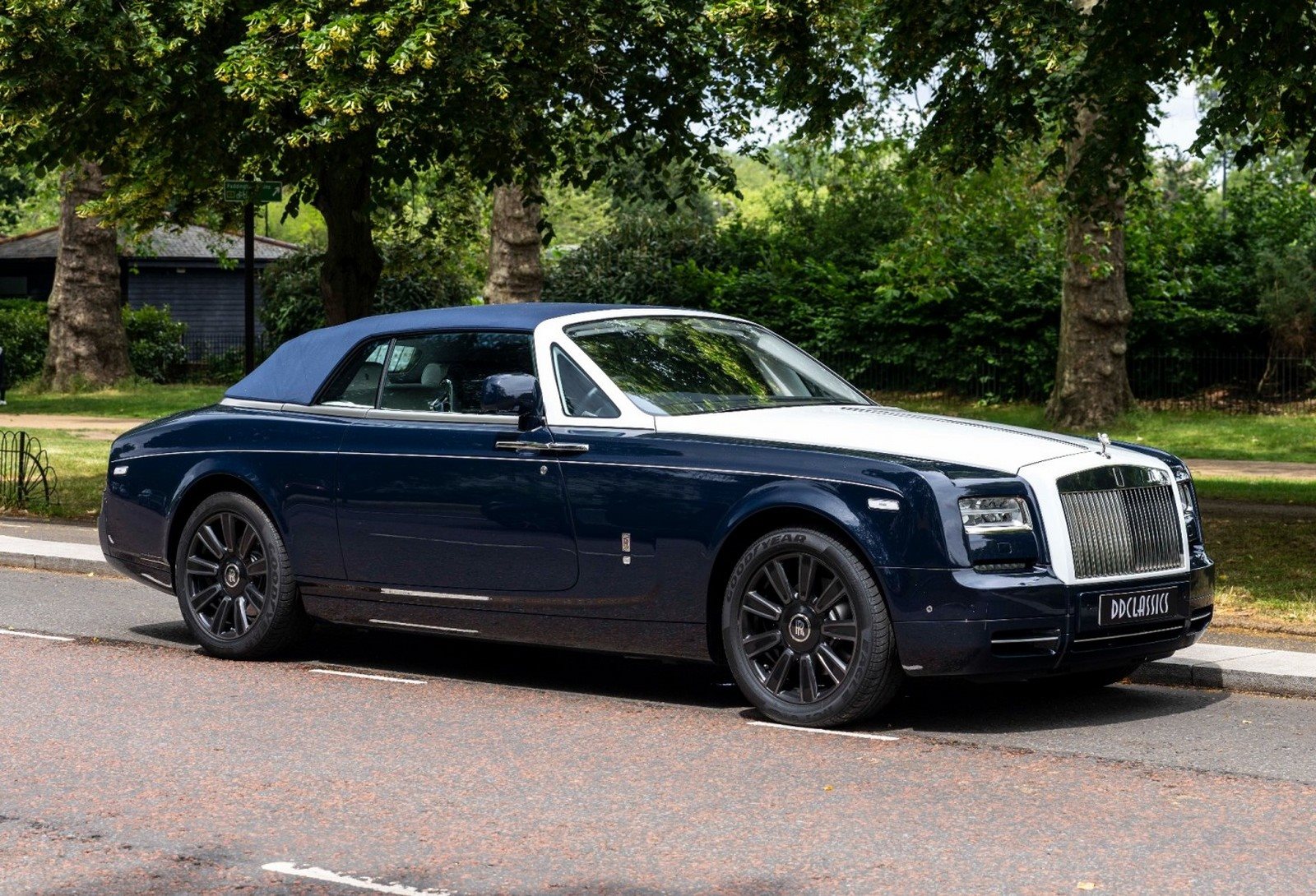 2016 - ROLLS-ROYCE PHANTOM DROPHEAD COUPE ZENITH EDITION, foto 7