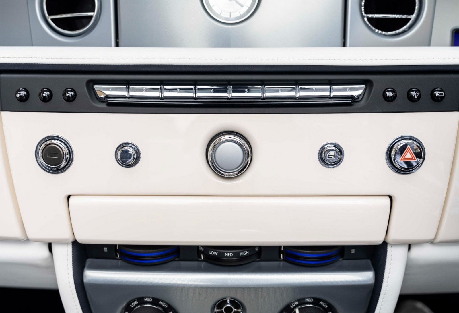 2016 - ROLLS-ROYCE PHANTOM DROPHEAD COUPE ZENITH EDITION, foto 26