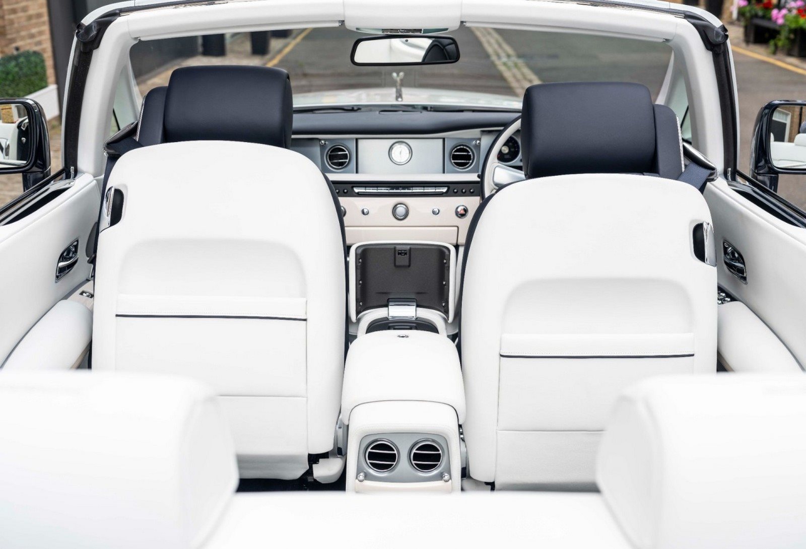 2016 - ROLLS-ROYCE PHANTOM DROPHEAD COUPE ZENITH EDITION, foto 40