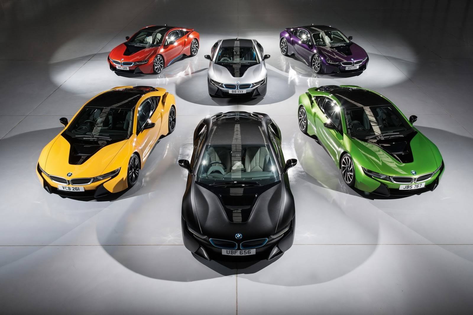 2016 - BMW i8 INDIVIDUAL UK VERSION, foto 1