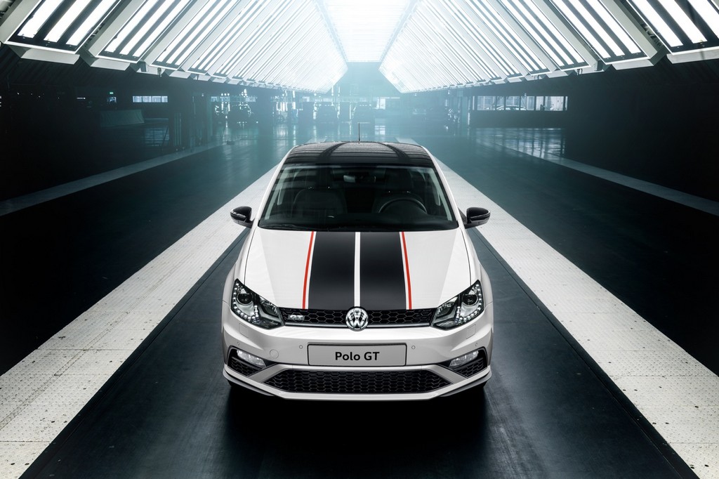 2016 - VOLKSWAGEN POLO GT SEDAN, foto 1